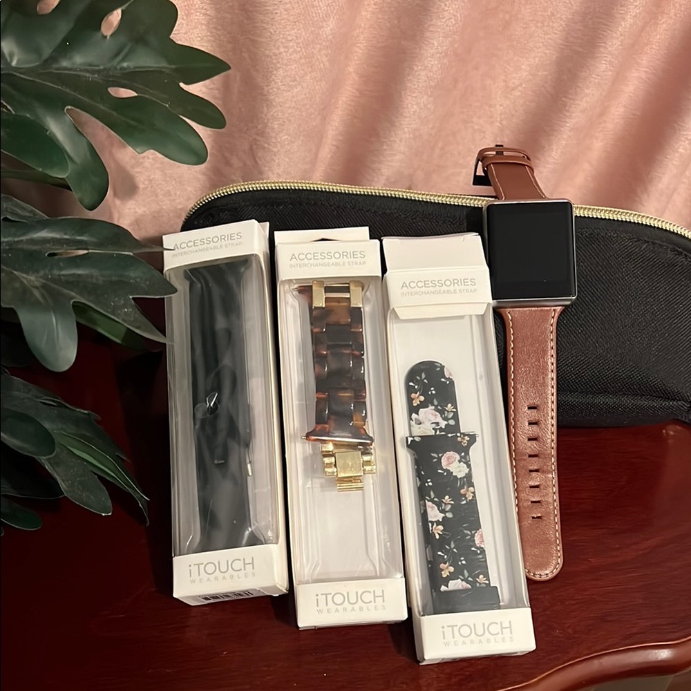 Itouch Smartwatch Model: 41105 With Interchangeab… - image 1